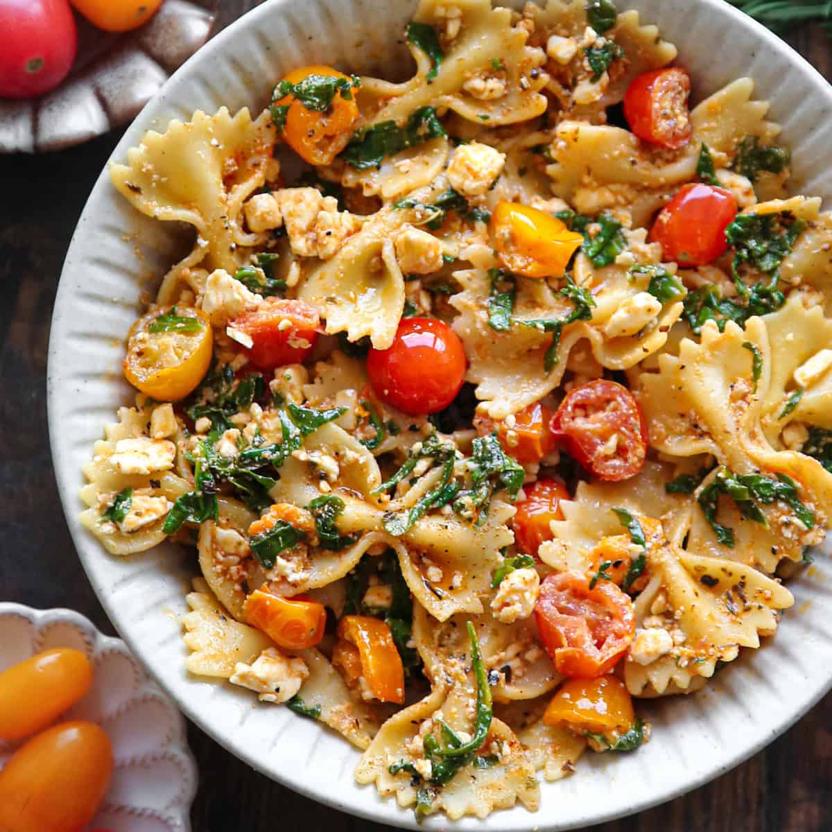 Pasta kirsstomatite ja fetaga: GI kontroll ja maksimaalne lükopeeni sisaldus